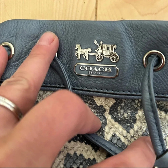 Coach Madison Marielle Python Snakeskin Blue Drawstring Shoulder Bucket Bag - Picture 3 of 14